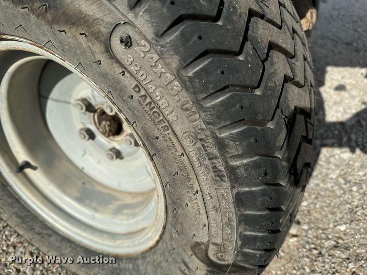 image for item GG9900 2002 Jacobsen Cushman  utility vehicle