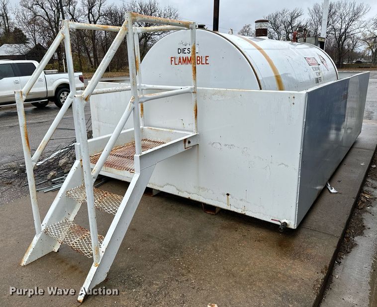 image for item GG9922 Fuel tank