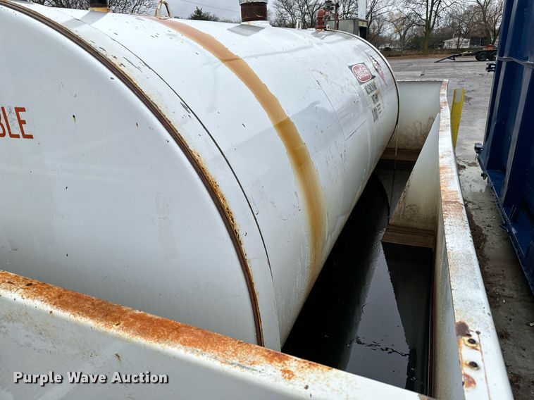 image for item GG9922 Fuel tank