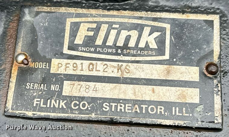 image for item GG9924 1995 Ford L8000  dump truck