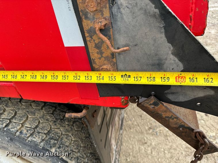 image for item GG9924 1995 Ford L8000  dump truck