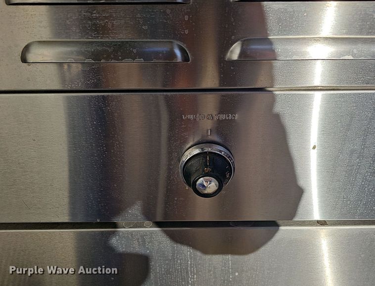 image for item IO9773 (2) Wolf double stack ovens