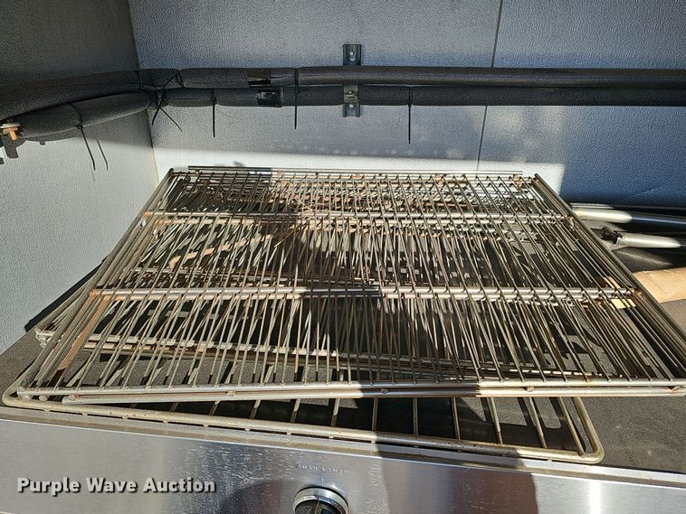 image for item IO9773 (2) Wolf double stack ovens