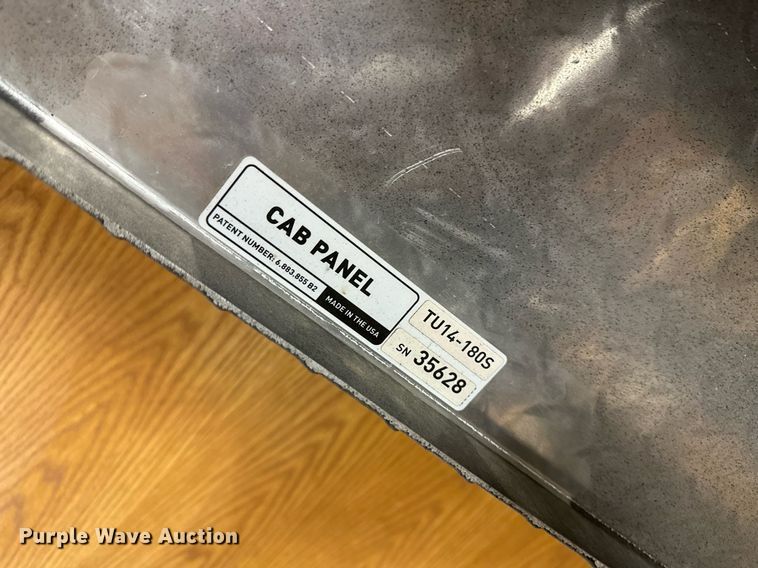 image for item IU9138 Tonneau cover