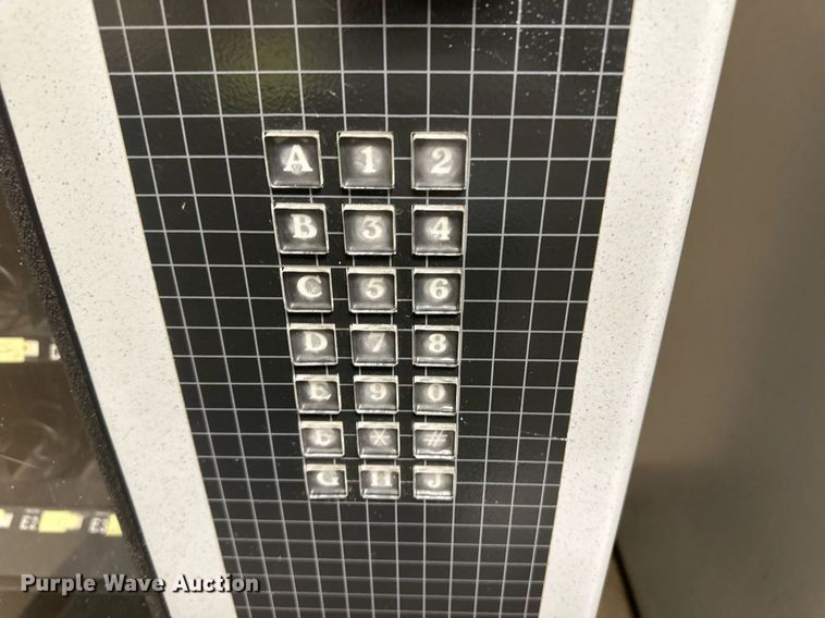 image for item IU9186 (2) vending machines
