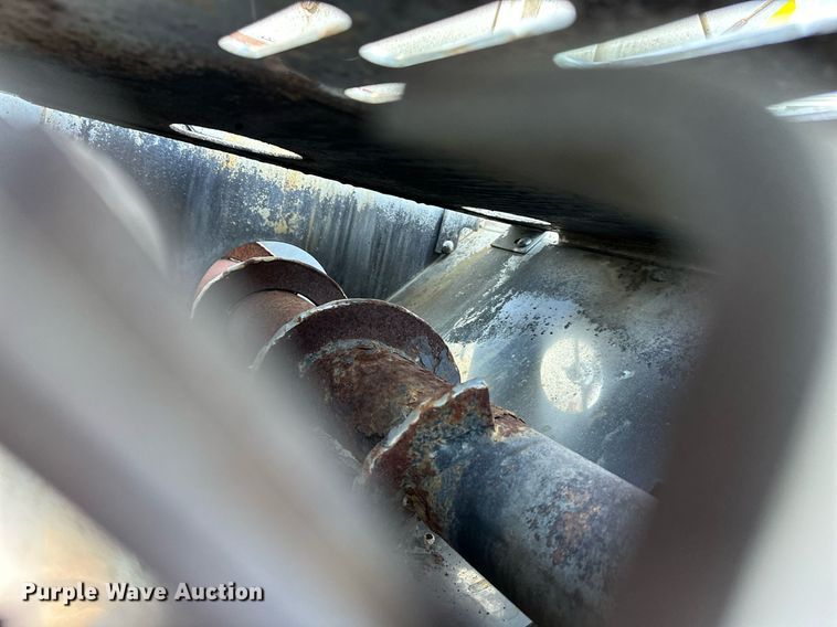 image for item JF9085 2006 International 7300  applicator truck