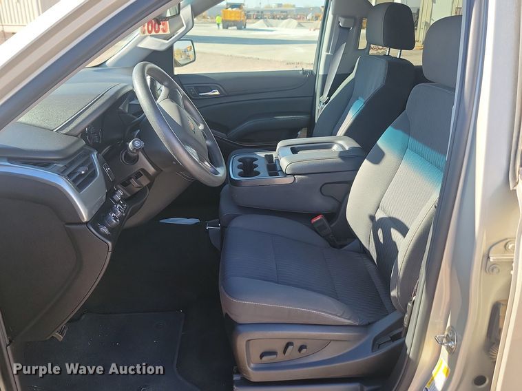 image for item JG9749 2017 Chevrolet Suburban  SUV