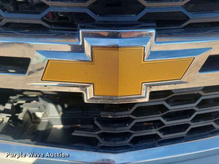 image for item JG9749 2017 Chevrolet Suburban  SUV