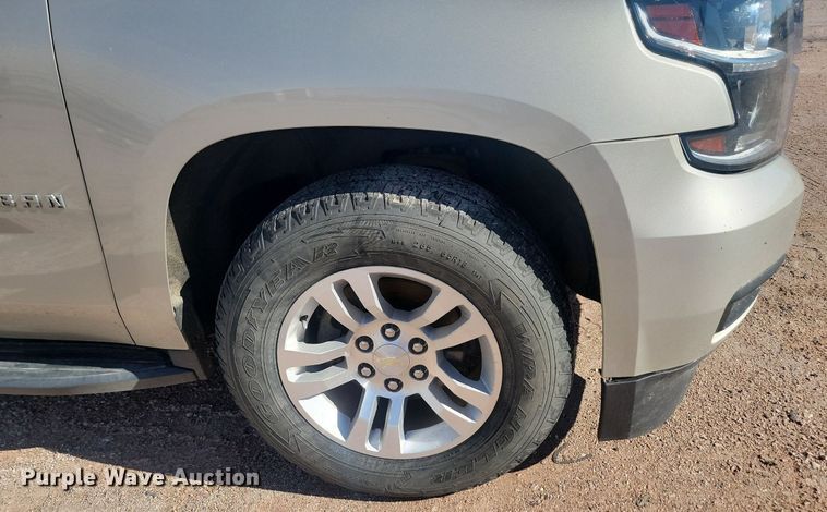 image for item JG9749 2017 Chevrolet Suburban  SUV