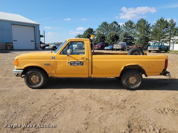 image for item JG9794 1991 Ford F150  pickup truck