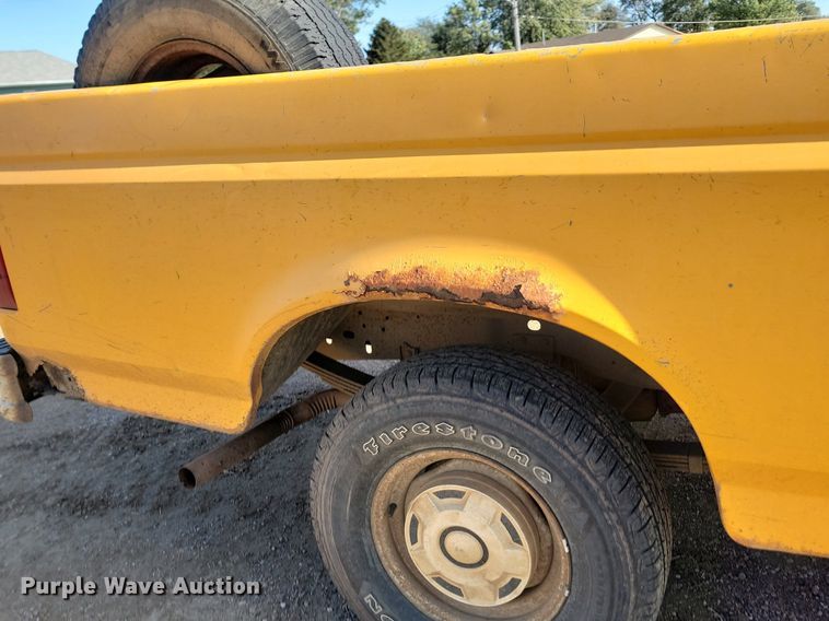 image for item JG9794 1991 Ford F150  pickup truck