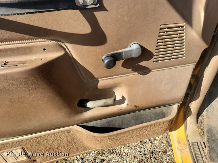 image for item JG9794 1991 Ford F150  pickup truck