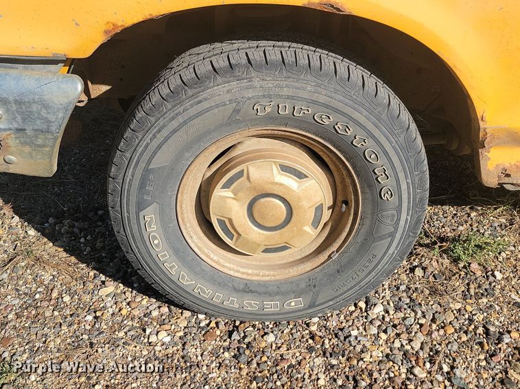 image for item JG9794 1991 Ford F150  pickup truck