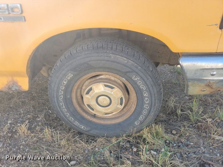 image for item JG9794 1991 Ford F150  pickup truck