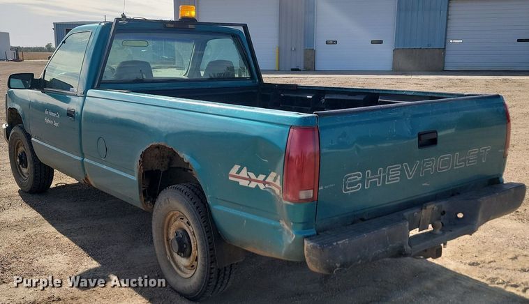 image for item JG9795 1995 Chevrolet K2500  pickup truck