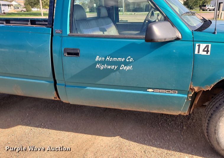 image for item JG9795 1995 Chevrolet K2500  pickup truck