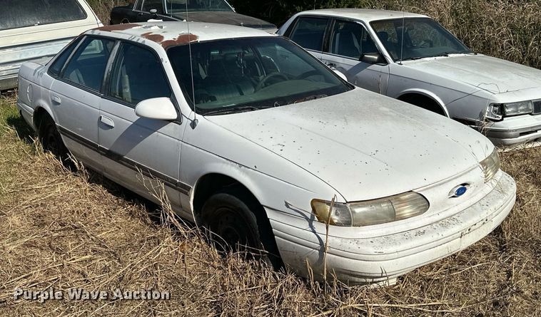 image for item KT9116 1994 Ford Taurus