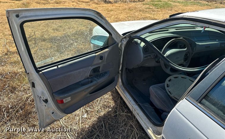 image for item KT9116 1994 Ford Taurus