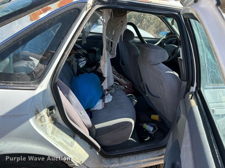 image for item KT9116 1994 Ford Taurus