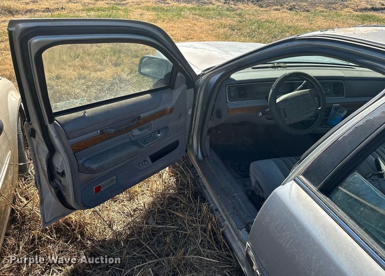 image for item KT9119 1993 Mercury Grand Marquis LS