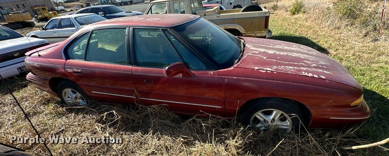 image for item KT9121 1997 Pontiac Bonneville