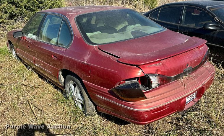 image for item KT9121 1997 Pontiac Bonneville