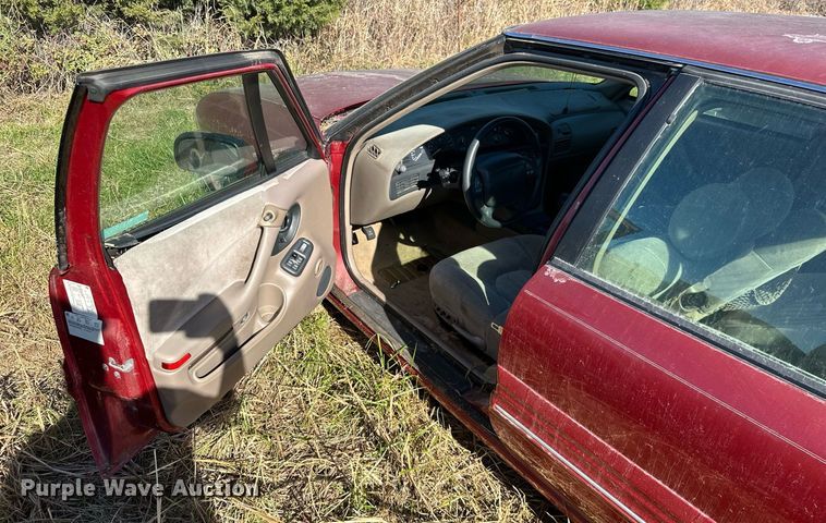 image for item KT9121 1997 Pontiac Bonneville