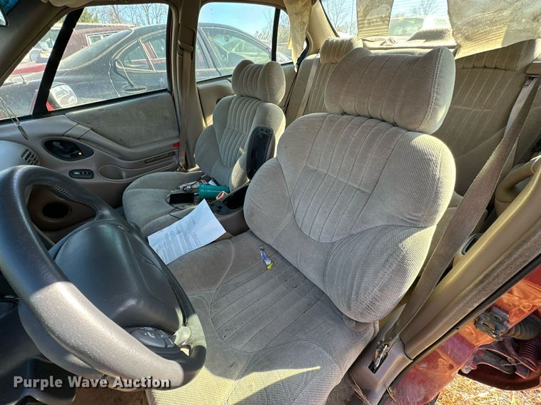 image for item KT9121 1997 Pontiac Bonneville