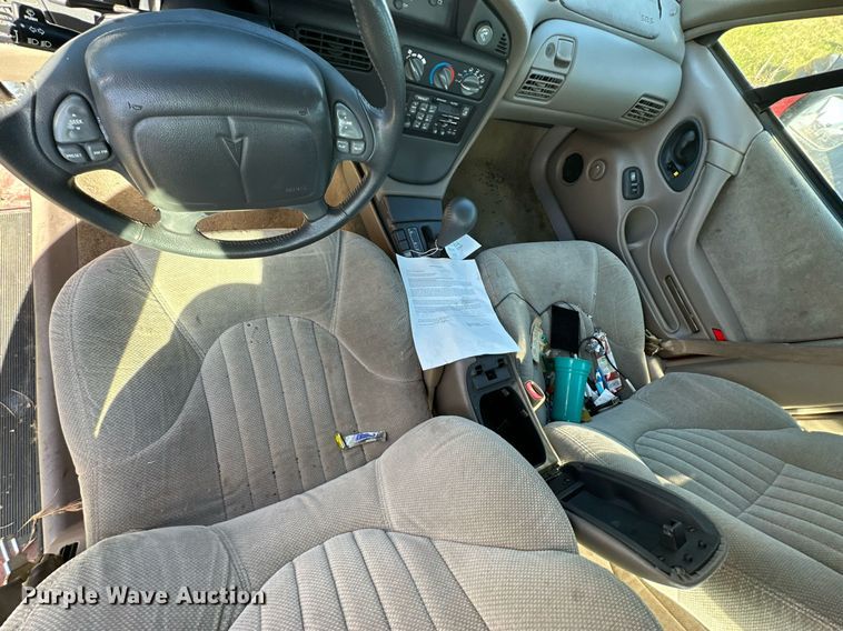 image for item KT9121 1997 Pontiac Bonneville