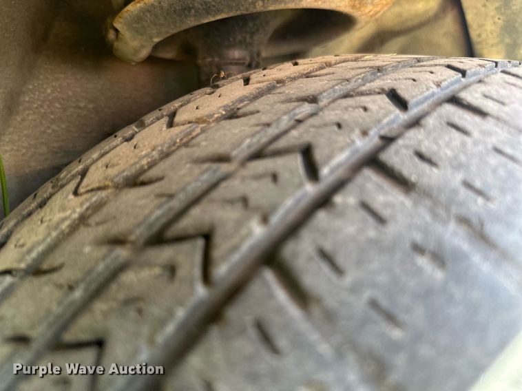 image for item KT9121 1997 Pontiac Bonneville