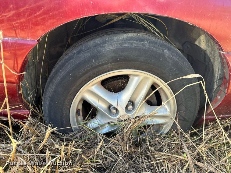 image for item KT9121 1997 Pontiac Bonneville