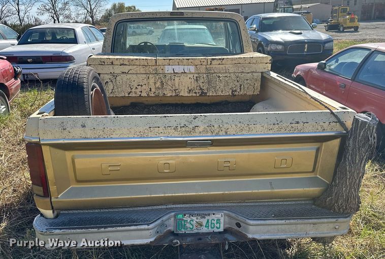 image for item KT9122 1981 Ford F150  SuperCab pickup truck