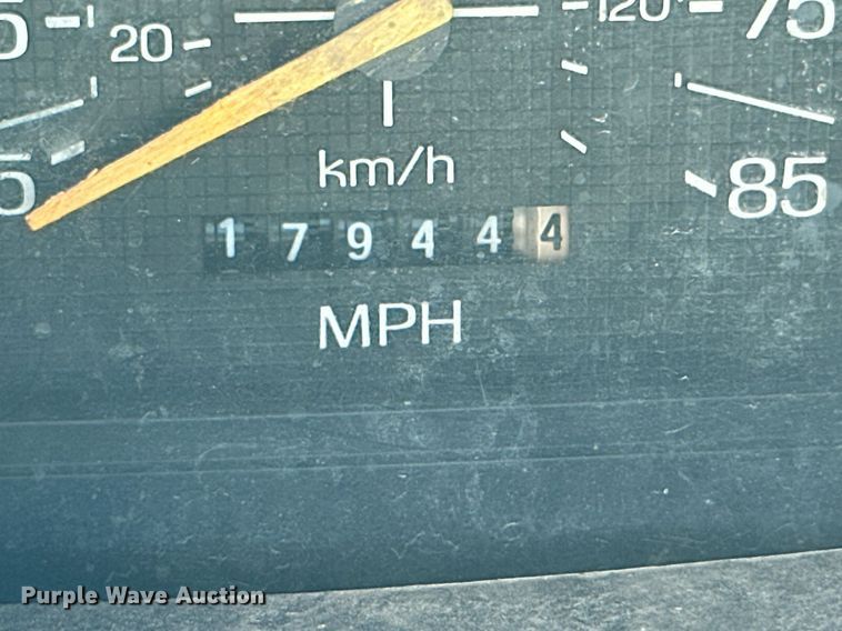 image for item KT9122 1981 Ford F150  SuperCab pickup truck