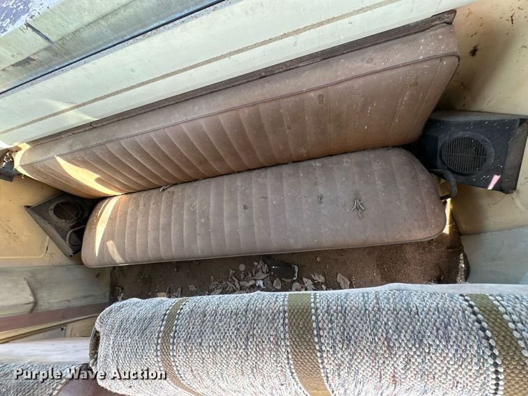 image for item KT9122 1981 Ford F150  SuperCab pickup truck