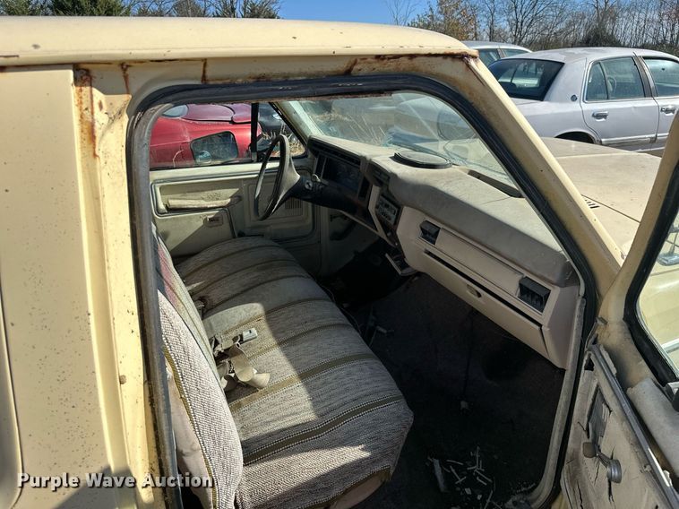 image for item KT9122 1981 Ford F150  SuperCab pickup truck
