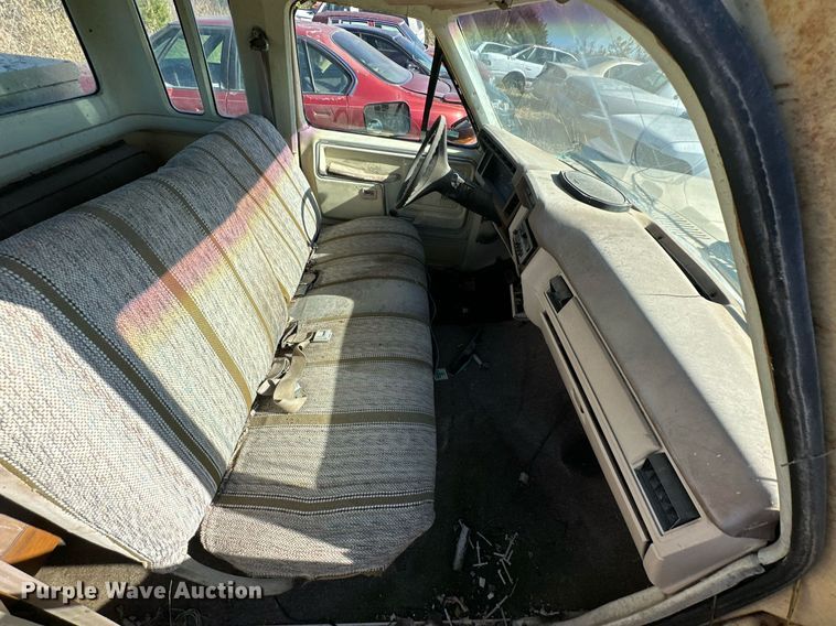 image for item KT9122 1981 Ford F150  SuperCab pickup truck