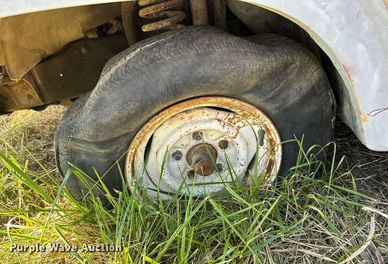 image for item KT9122 1981 Ford F150  SuperCab pickup truck