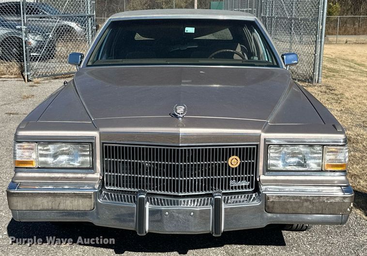 image for item KT9126 1991 Cadillac Brougham