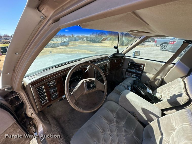 image for item KT9126 1991 Cadillac Brougham