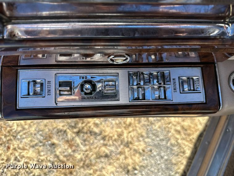 image for item KT9126 1991 Cadillac Brougham