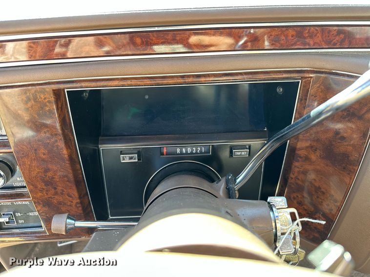 image for item KT9126 1991 Cadillac Brougham