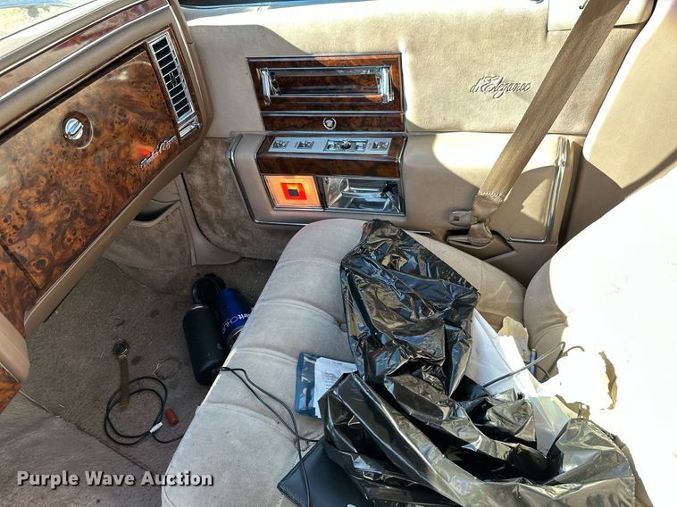 image for item KT9126 1991 Cadillac Brougham