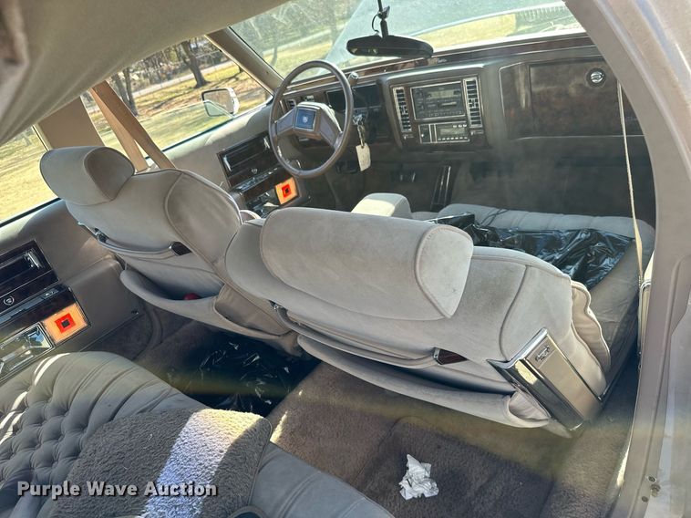 image for item KT9126 1991 Cadillac Brougham
