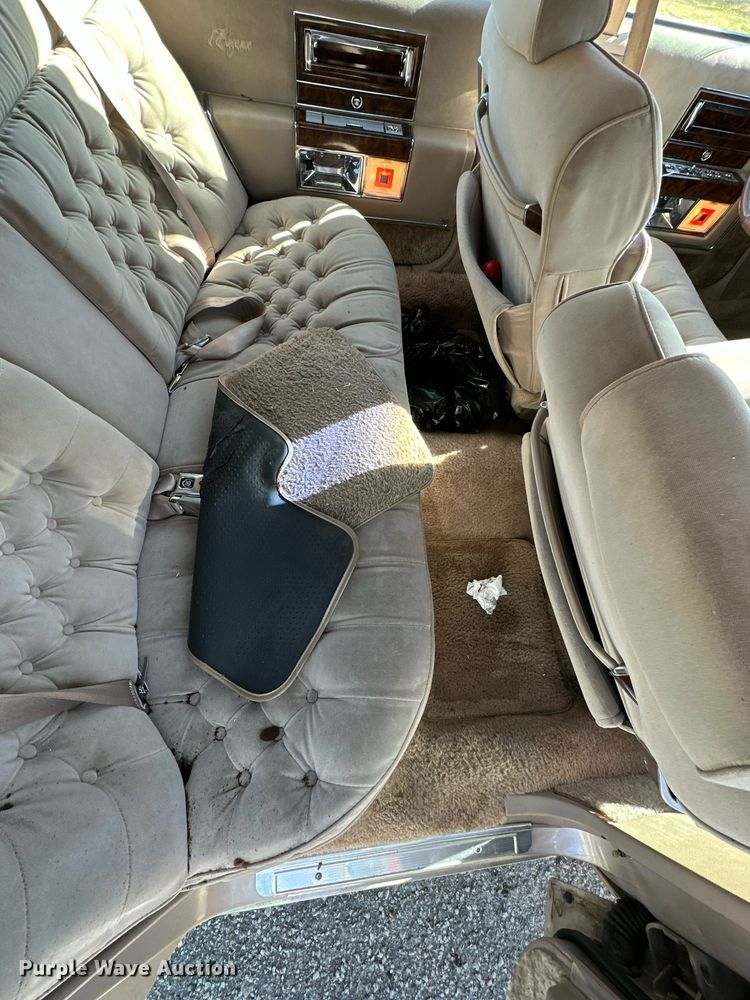 image for item KT9126 1991 Cadillac Brougham