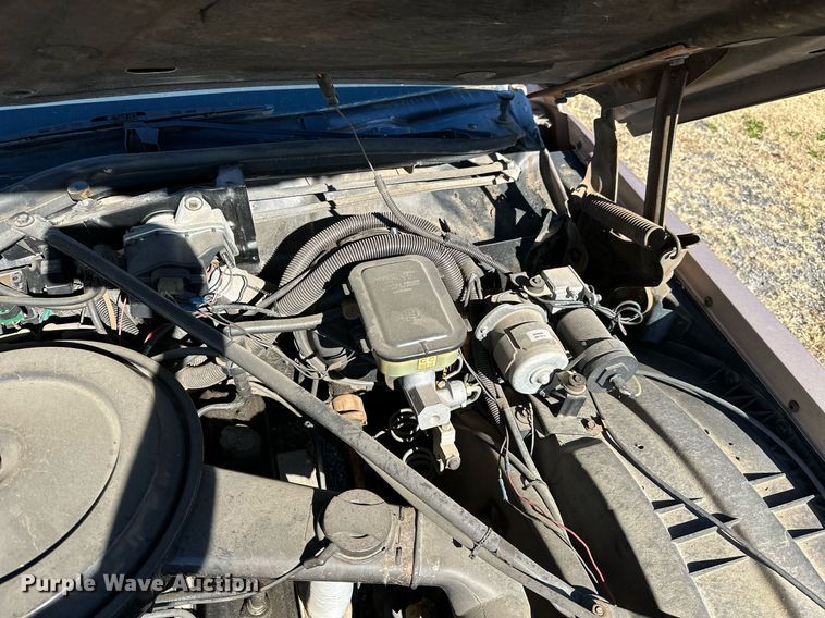 image for item KT9126 1991 Cadillac Brougham