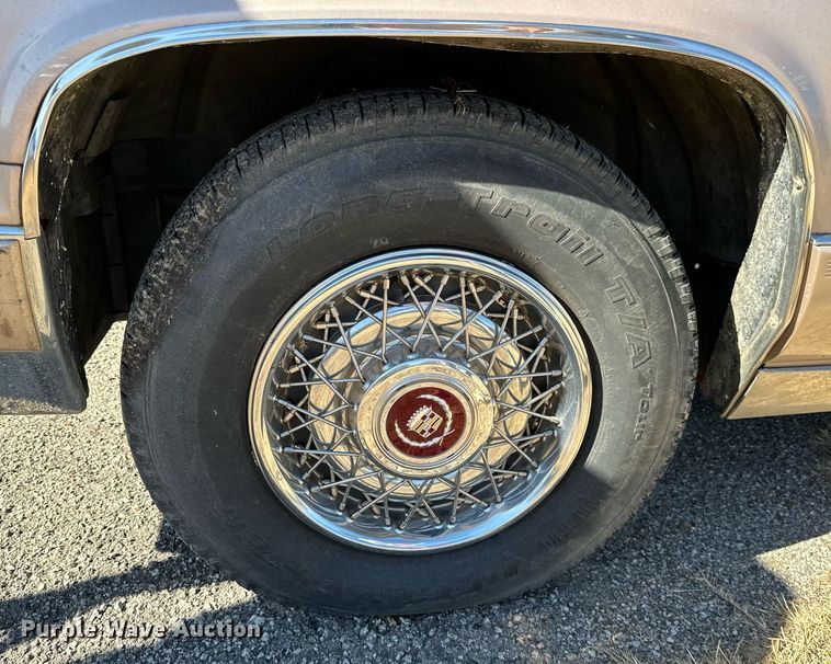 image for item KT9126 1991 Cadillac Brougham