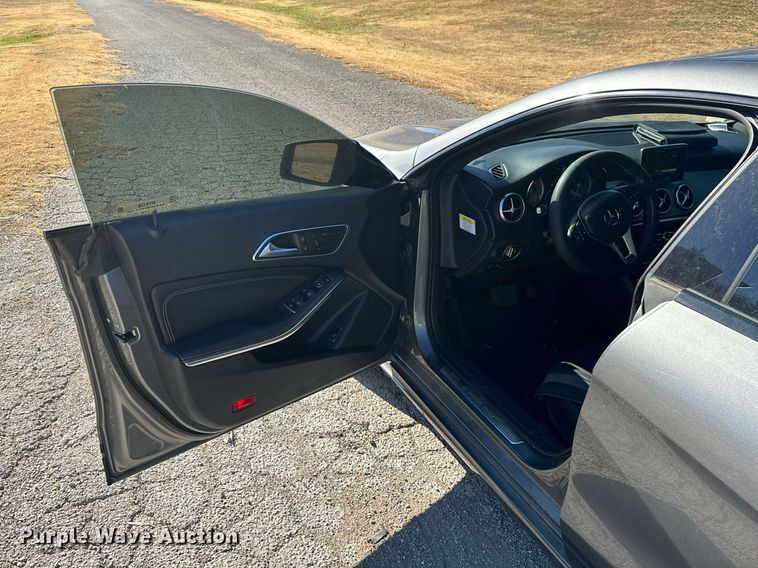 image for item KT9128 2014 Mercedes Benz CLA 250