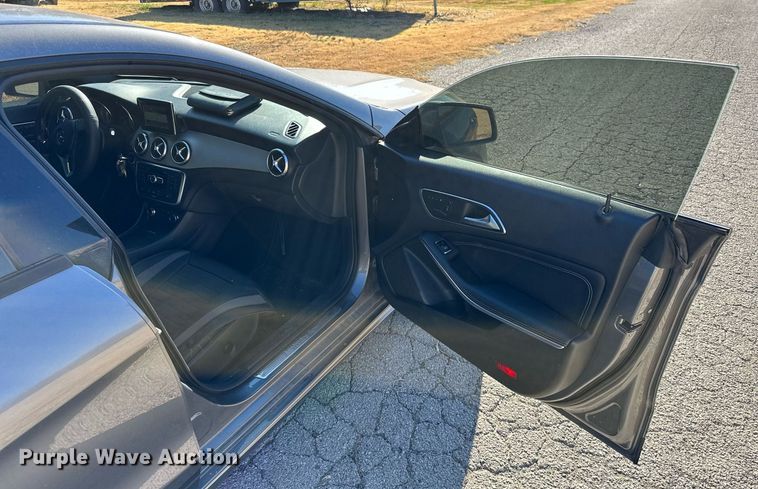 image for item KT9128 2014 Mercedes Benz CLA 250