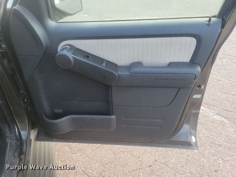 image for item KU9059 2008 Ford Explorer  SUV