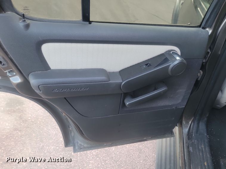 image for item KU9059 2008 Ford Explorer  SUV